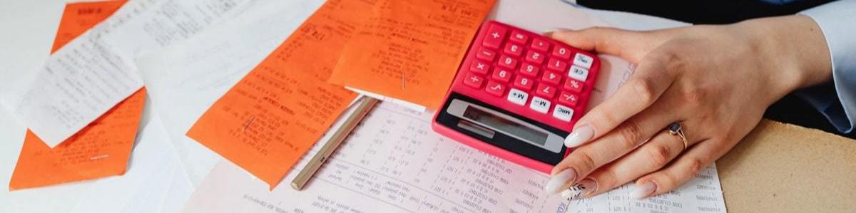 Don't spend time with a calculator and receipts when you can work with a professioanl bookkeeper.